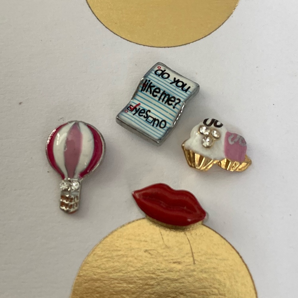 Origami Owl valentine charms set of 4